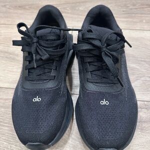 ALO Yoga women’s Charcoal Sneakers